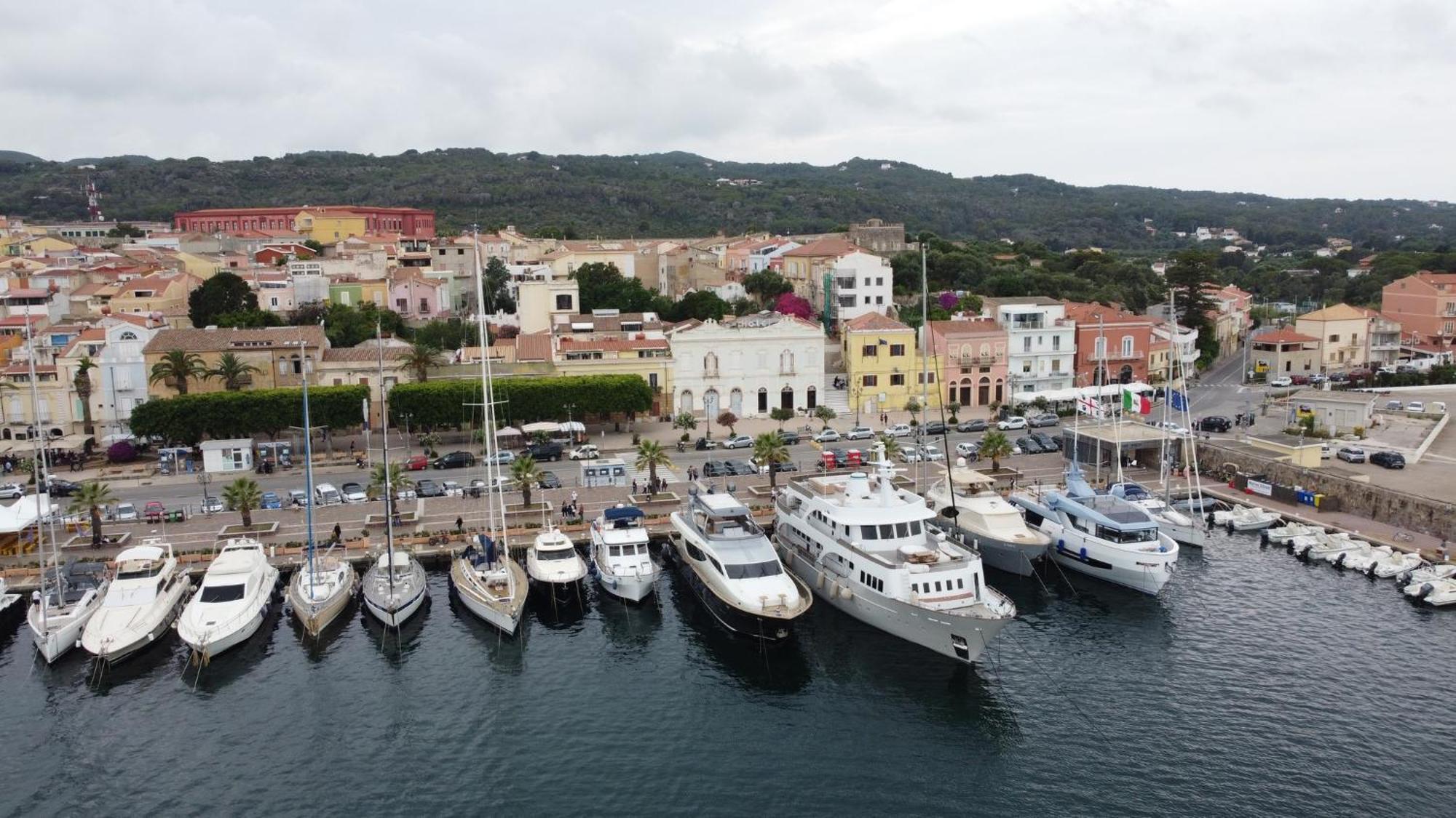 Hotel Hieracon Carloforte  Bagian luar foto