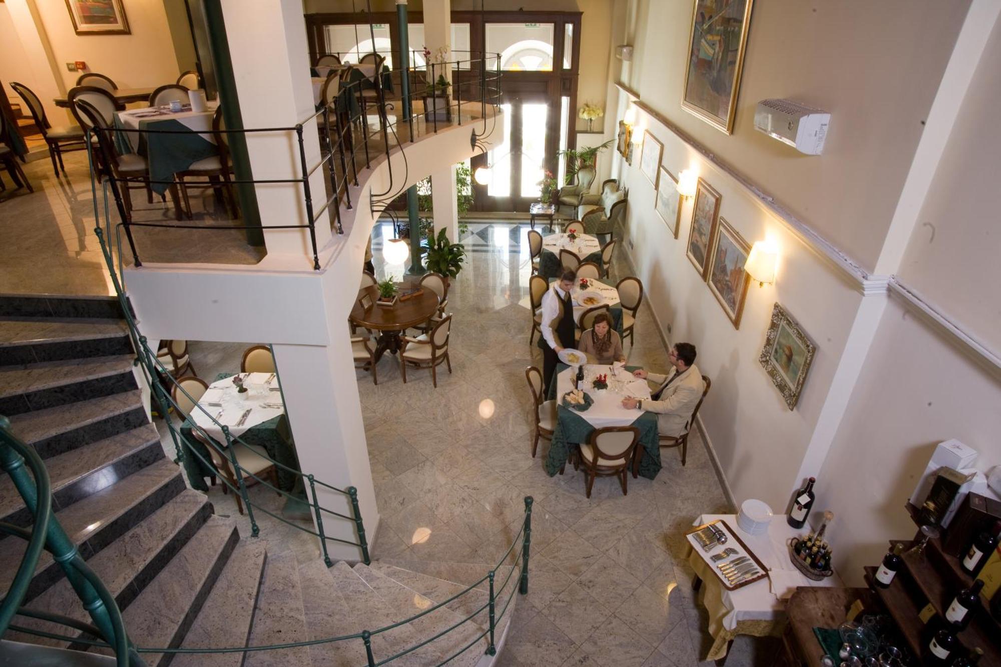 Hotel Hieracon Carloforte  Bagian luar foto