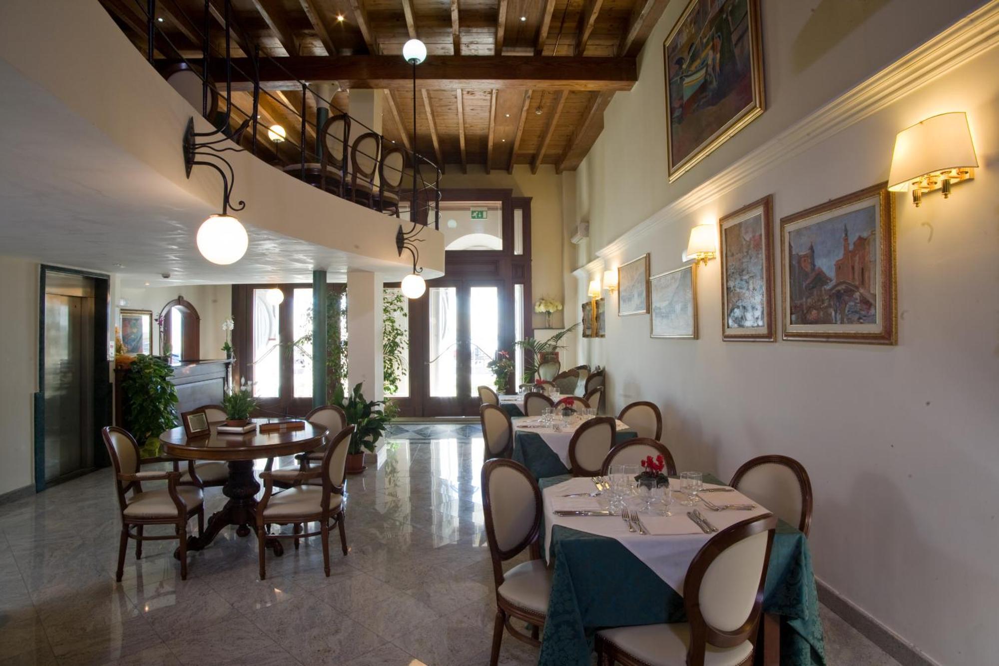 Hotel Hieracon Carloforte  Bagian luar foto